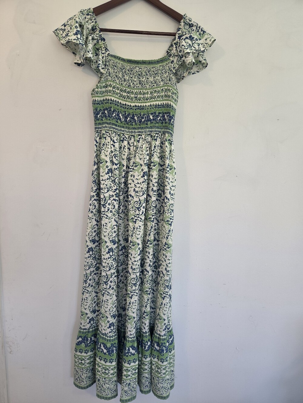 Jessica Simpson Maxi Dress XS Tiered Ruffle Smocked Cottage Core Boho